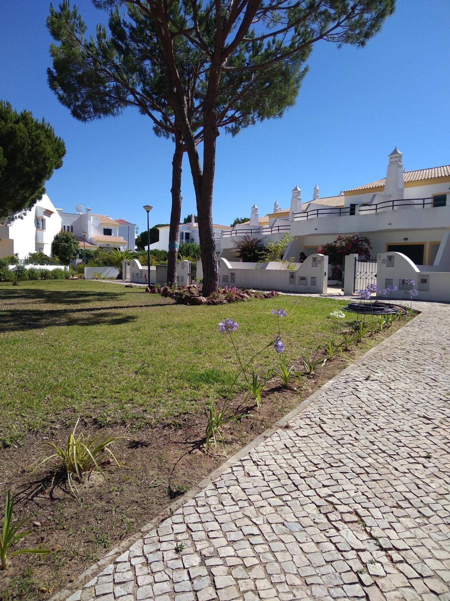 Jardins Da Falesia Aparthotel